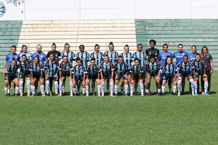 Arquivo:2019.11.15 - Grêmio (feminino) 4 x 2 Brasil de farroupilha (feminino).1.png