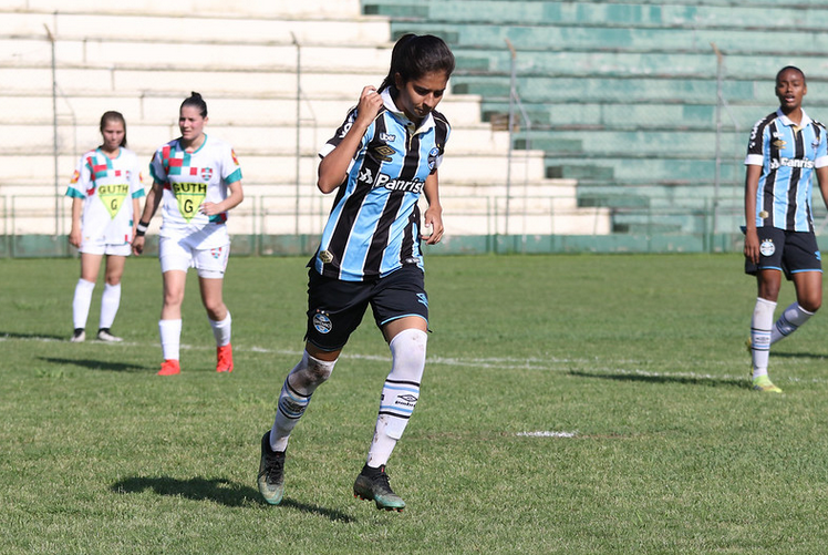Arquivo:2019.11.15 - Grêmio (feminino) 4 x 2 Brasil de farroupilha (feminino).3.png