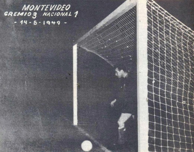 Arquivo:Nacional 1 x 3 Grêmio - Imagem do jogo 2.jpg