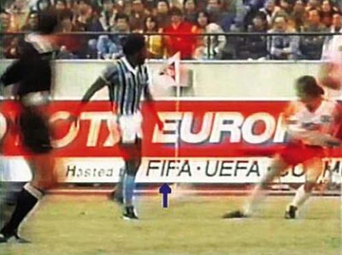 Arquivo:FIFA no Mundial de 1983.jpg