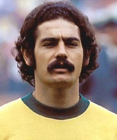 Arquivo:Roberto Rivelino.png