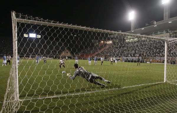 Arquivo:2010.09.11 - Corinthians 0 x 1 Grêmio.1.jpg