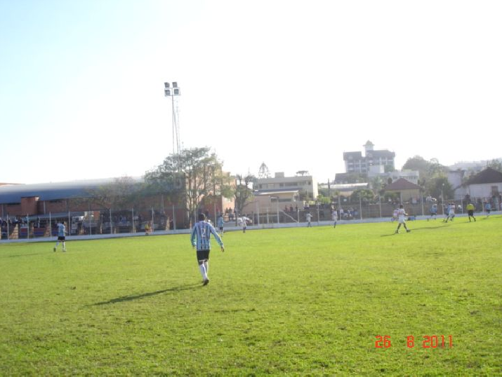 Arquivo:2011.08.26 - Igrejinha 1 x 1 Grêmio (Sub-18).foto2.png
