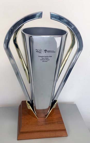 Arquivo:2022.04.02 - Grêmio 2 x 1 Ypiranga - taça2.jpg