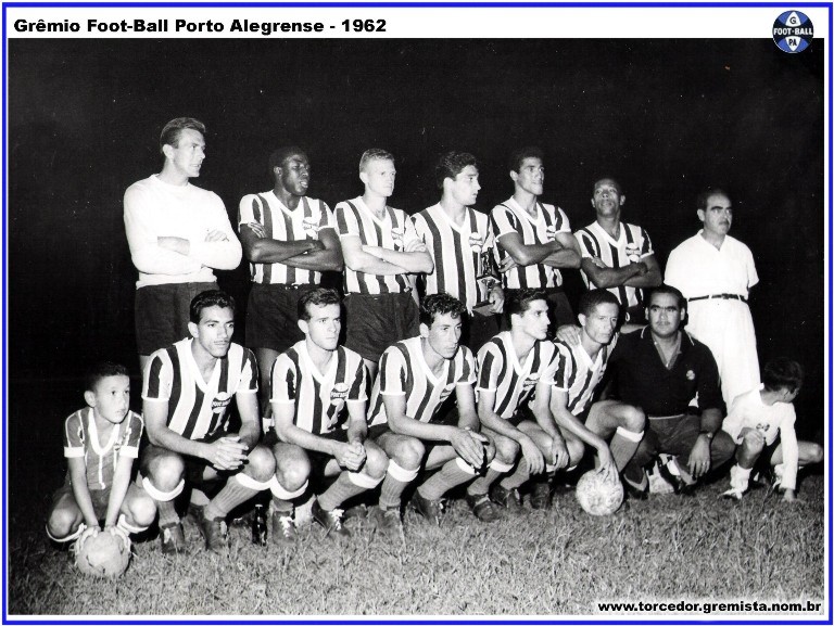 Arquivo:Equipe Grêmio 1962 D.jpg