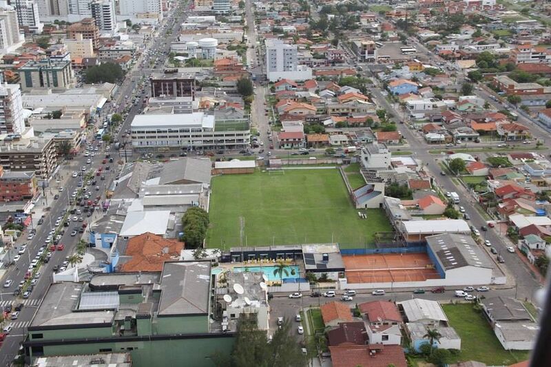 Arquivo:Estádio Adão Menger.jpg