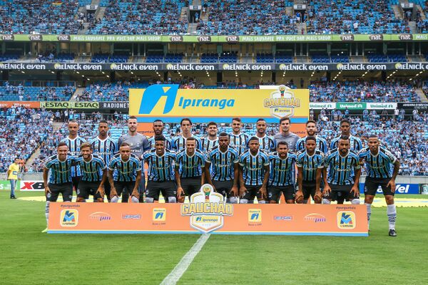 Elenco Campeão da Recopa Gaúcha.jpg