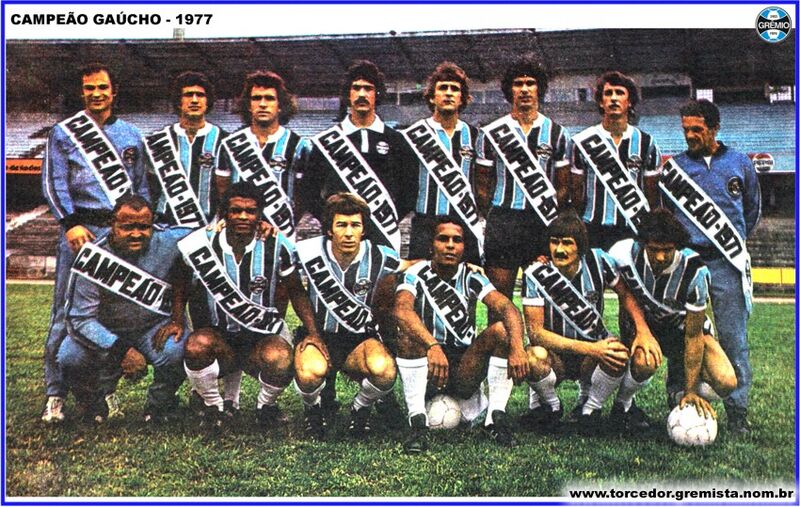 Arquivo:Equipe Grêmio 1977 B.jpg